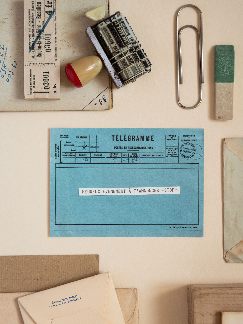 carte postale télégramme bleu pour annoncer un heureux évènement