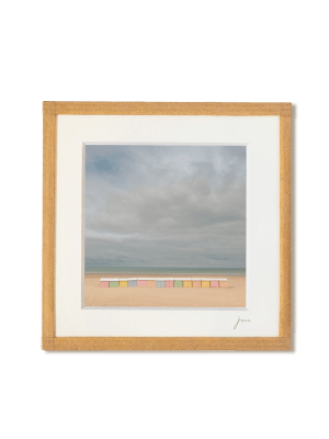 tirage photo petit format encadré à la main représentant les cabanes de plage colorées de Berck sur mer