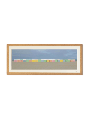 tirage photo petit format encadré à la main représentant une rangée de cabines de plages colorées de berck sur Mer